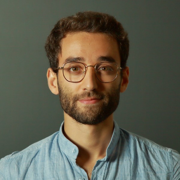 Thumb ticker lg portrait