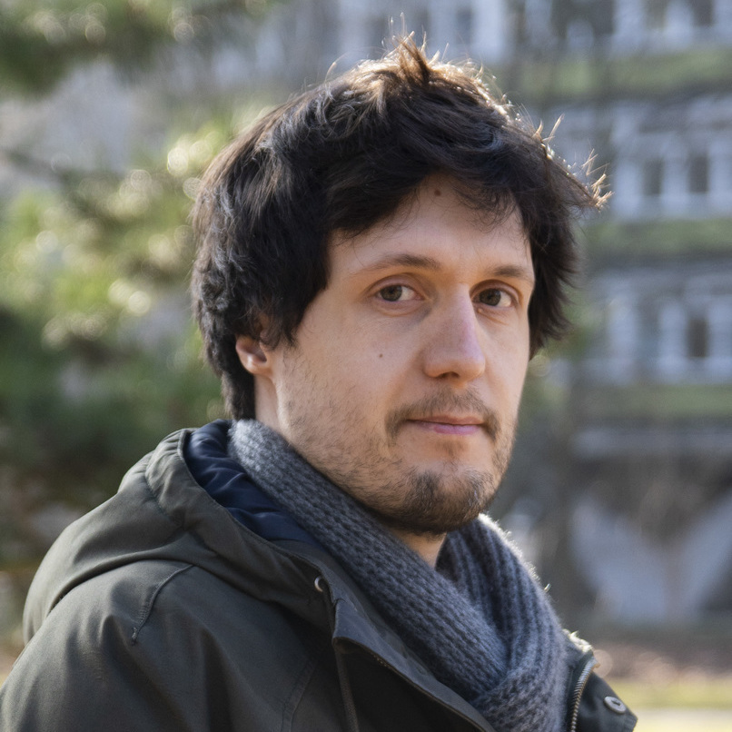 Thumb ticker lg aaron