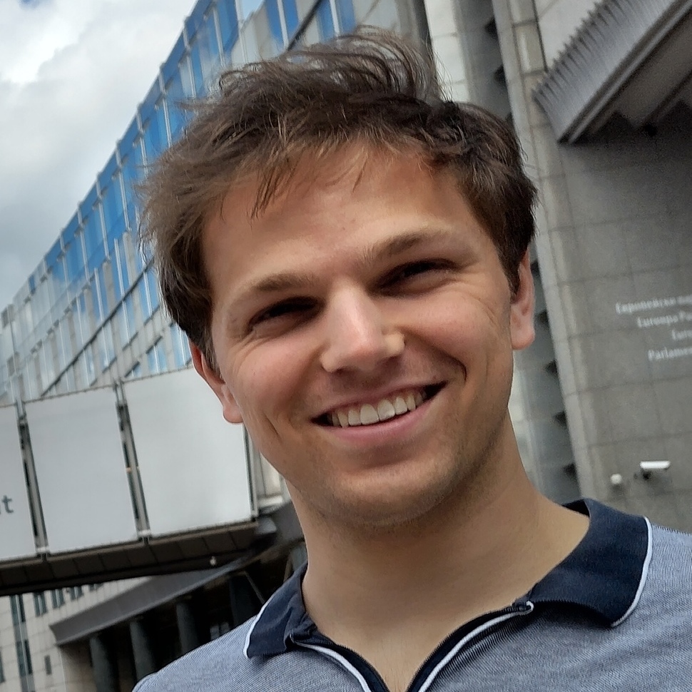 Thumb ticker lg johannes taraz